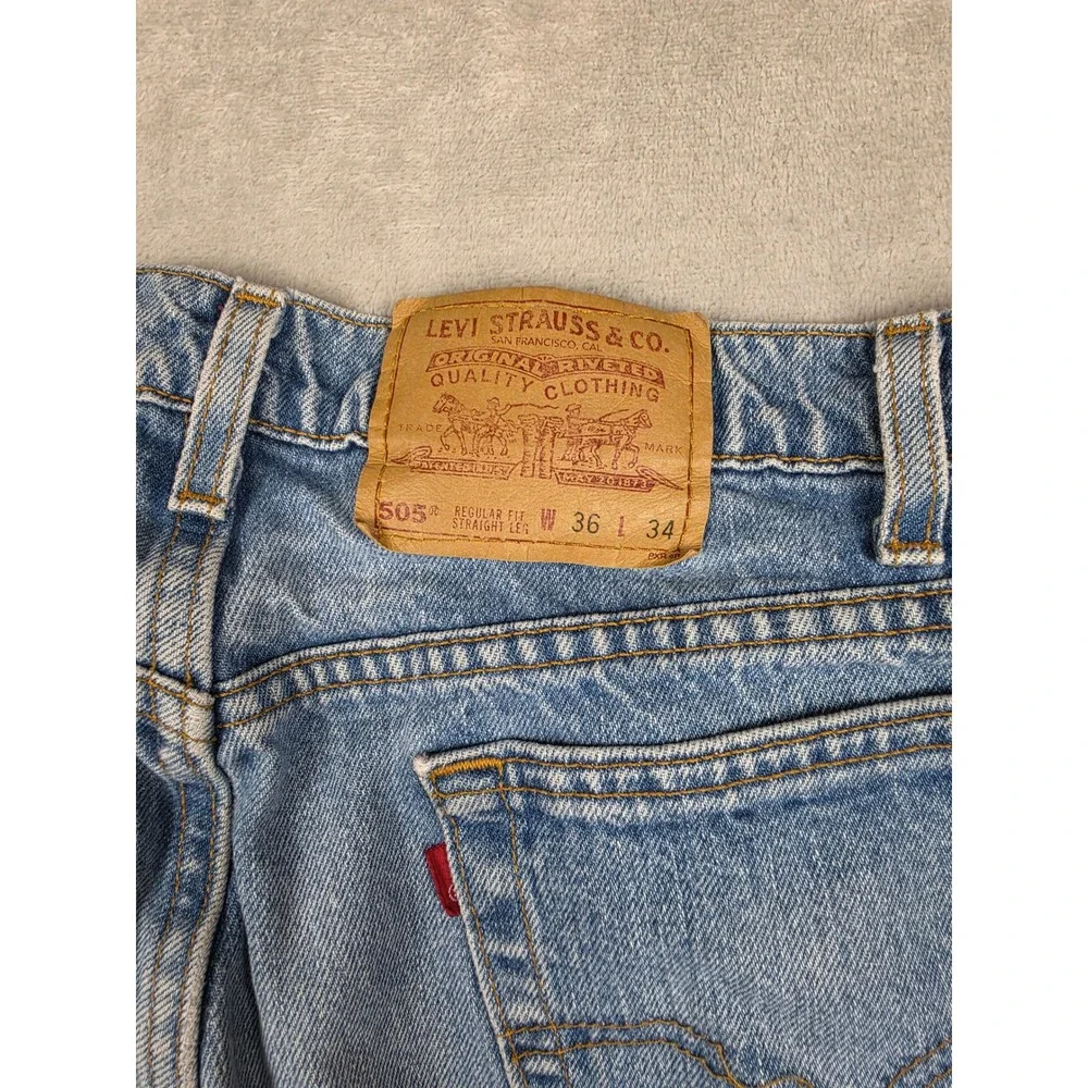Vintage Levi's 505 Regular Straight Jeans Men 36x34 Fit 34x34 Blue Denim USA 90s